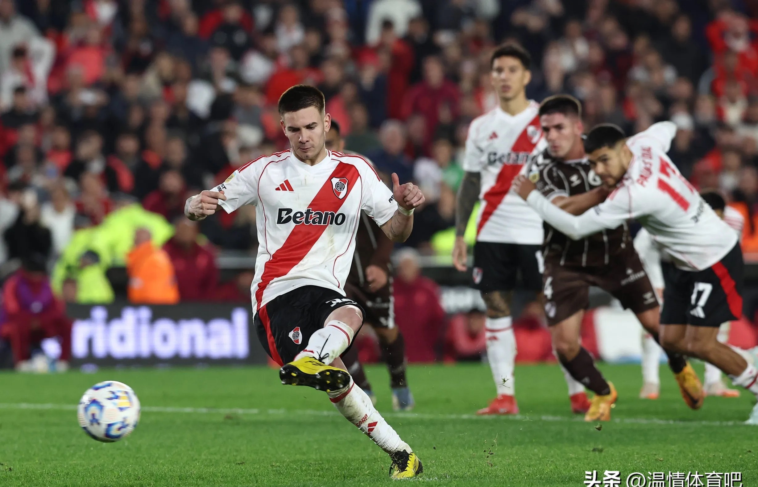 南美洲篮球锦标赛水平令人惊叹 南美洲篮球锦标赛水平令人惊叹