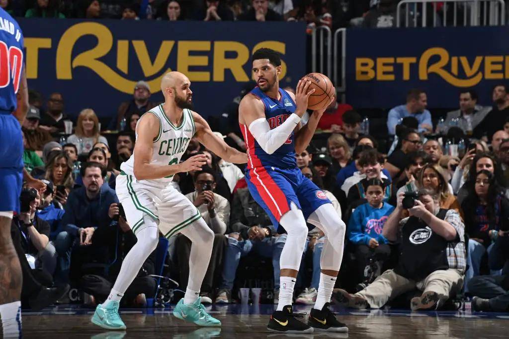 尼克斯主场大胜马刺取得反弹