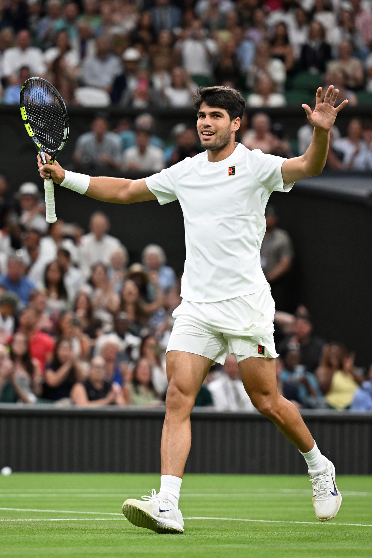 温网逆转联合杯，阿尔卡拉斯惊艳四座