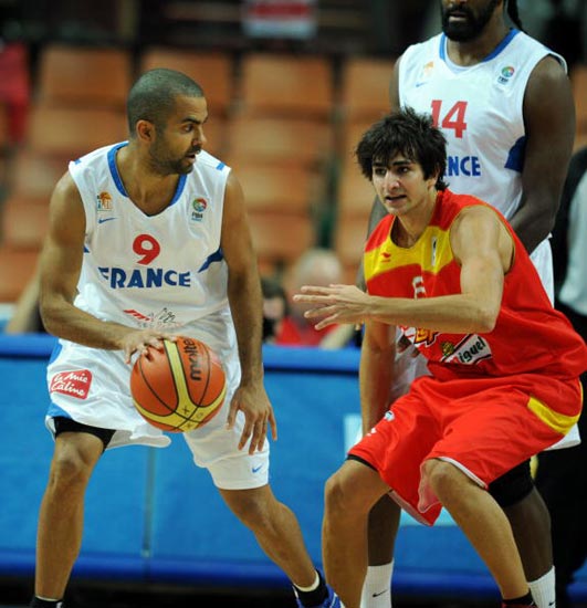 法国横扫刚果,成功晋级欧锦预赛淘汰赛 法国横扫刚果,成功晋级欧锦预赛淘汰赛