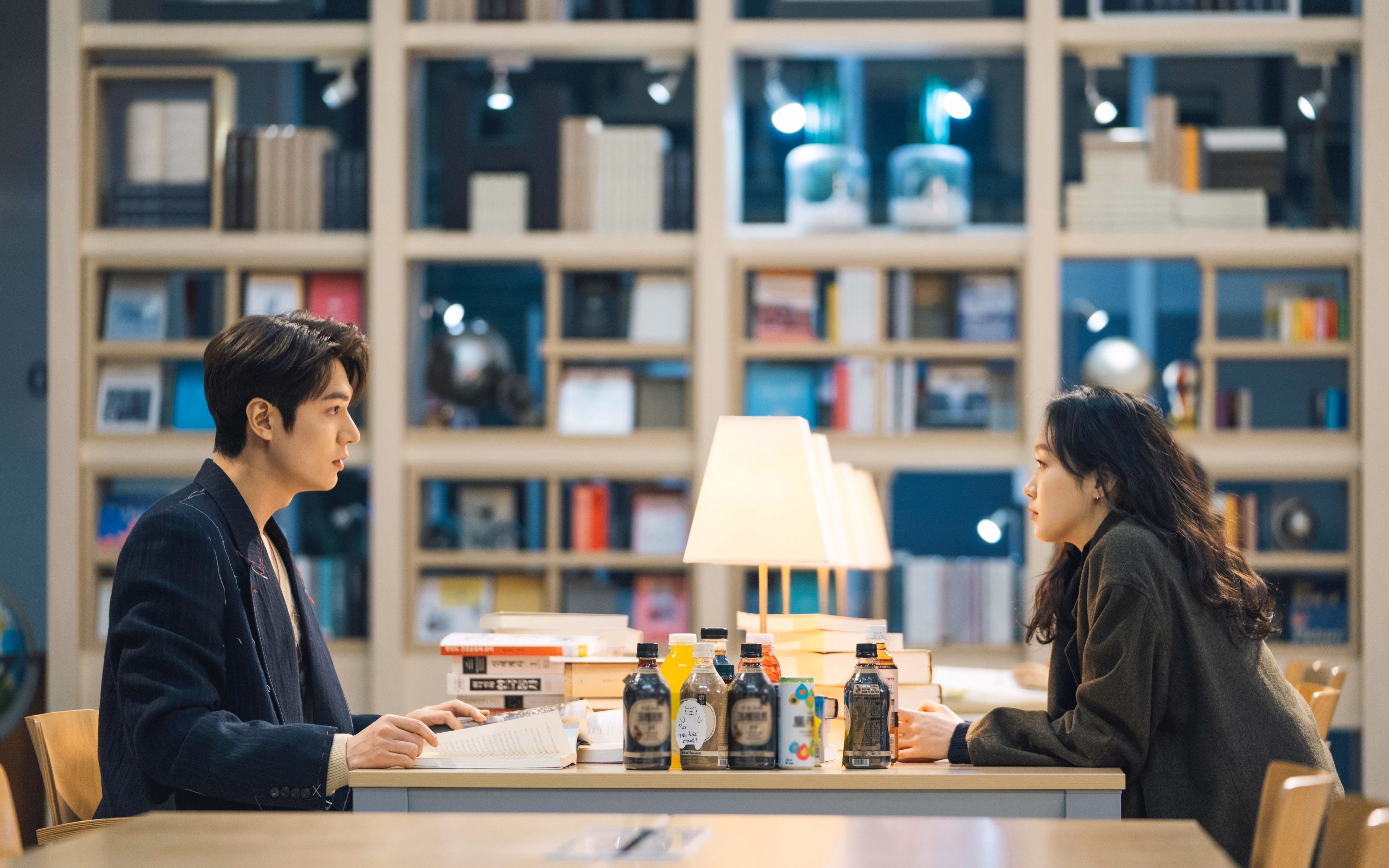 传奇再现，阿圭罗末节神勇，玻利维亚力克多特蒙德