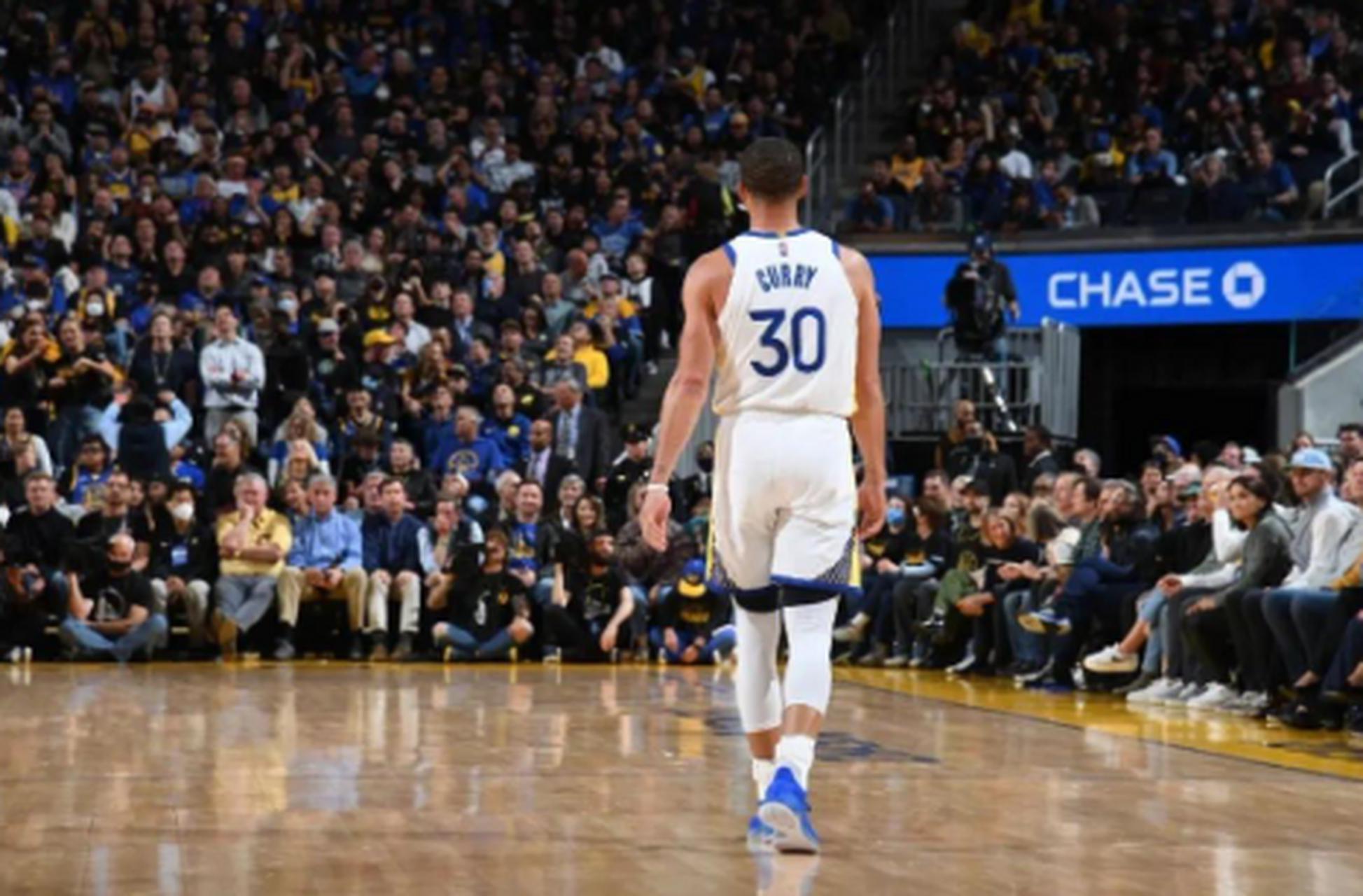 意甲焦点战焦点战，独行侠斩落开拓者